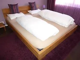 Margritenweg 2a Hotel *